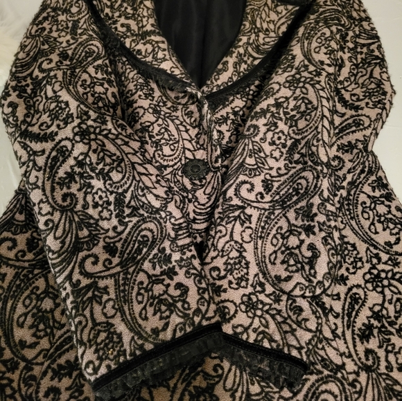 JUST GORGEOUS Coat Charles Gray Size Medium (OFFERS WELCOMED) - Picture 8 of 8